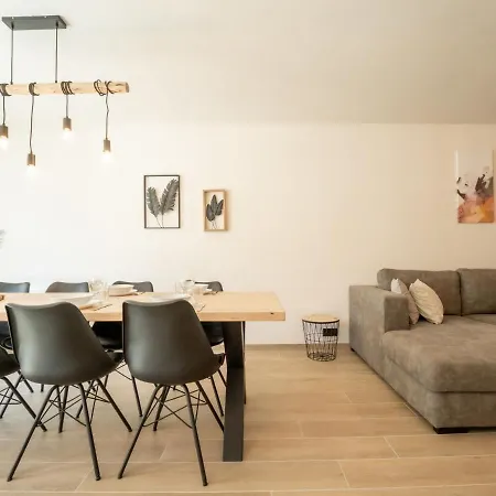 Centrally Located Toi & Moi By Interhome